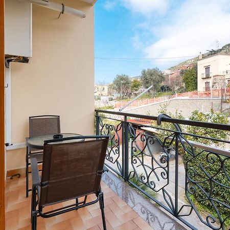 Seascape - Noemi'S Rooms Vico Equense Exterior foto
